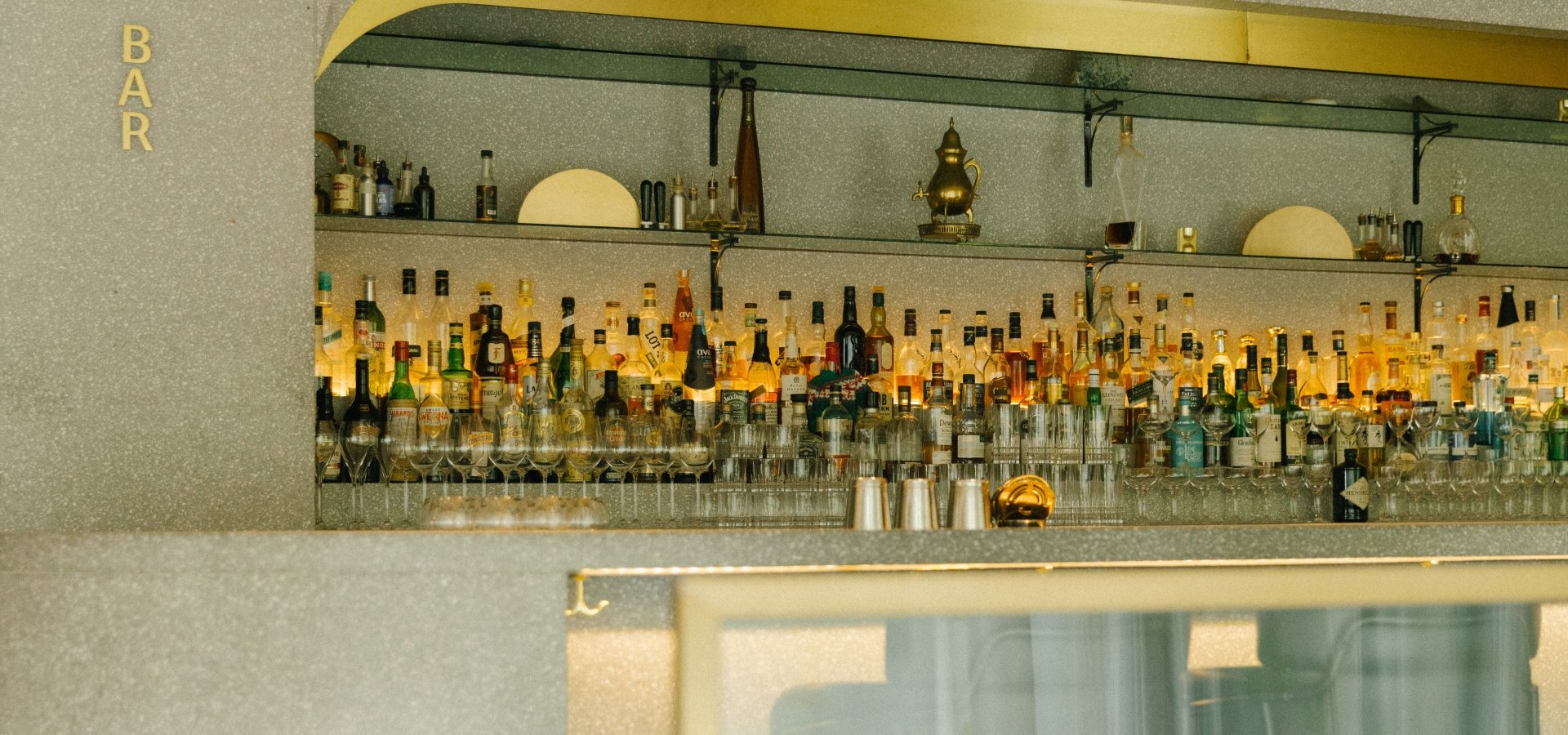 Botanist Bar on the Road: Dark Spirits Brunch with Manhattan and Botanist Bar