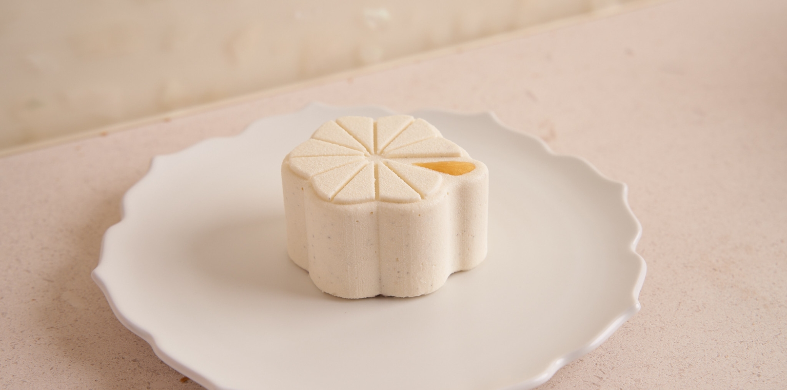 A Sweet Experience with Lysée 1