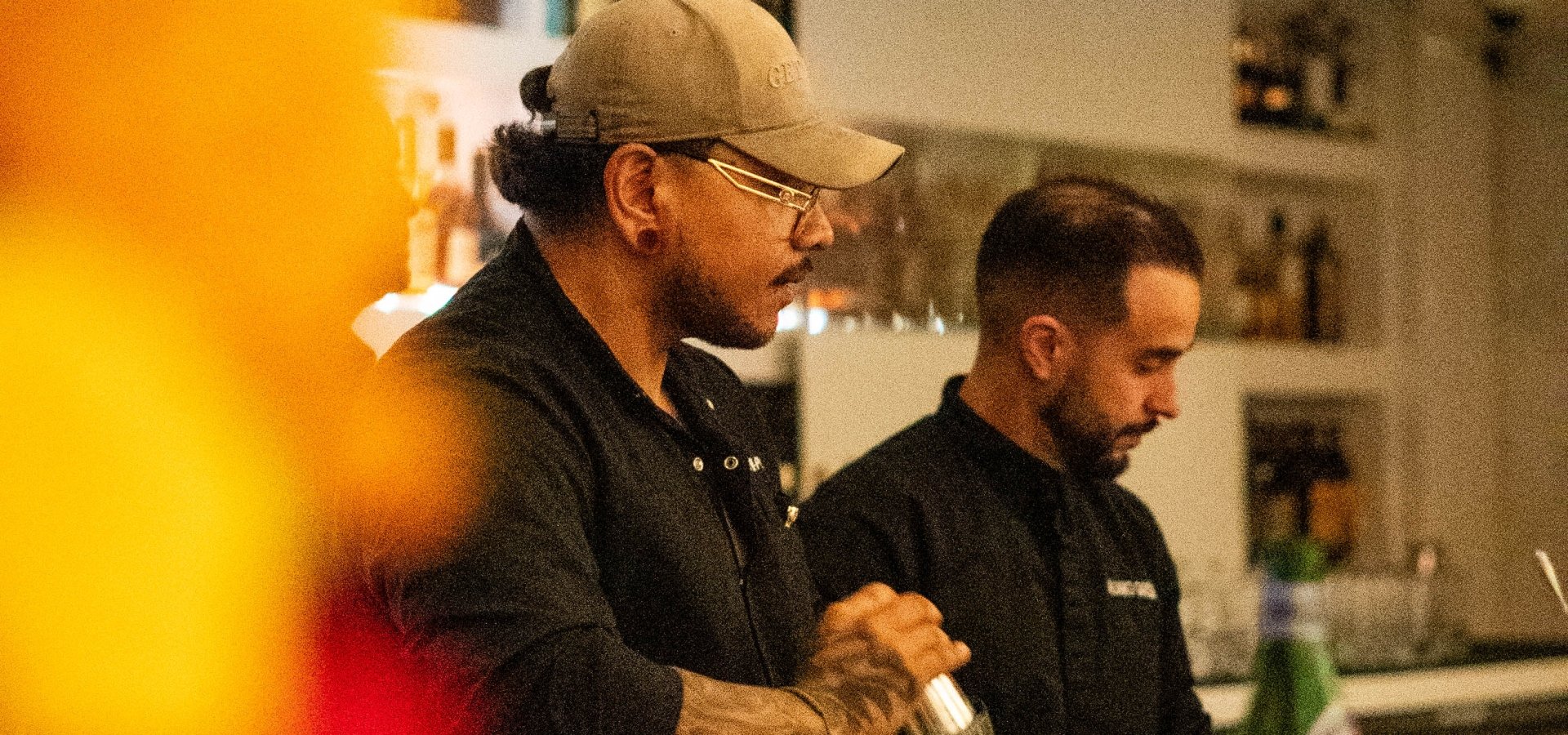 Vertical pop-up for 50 best bars